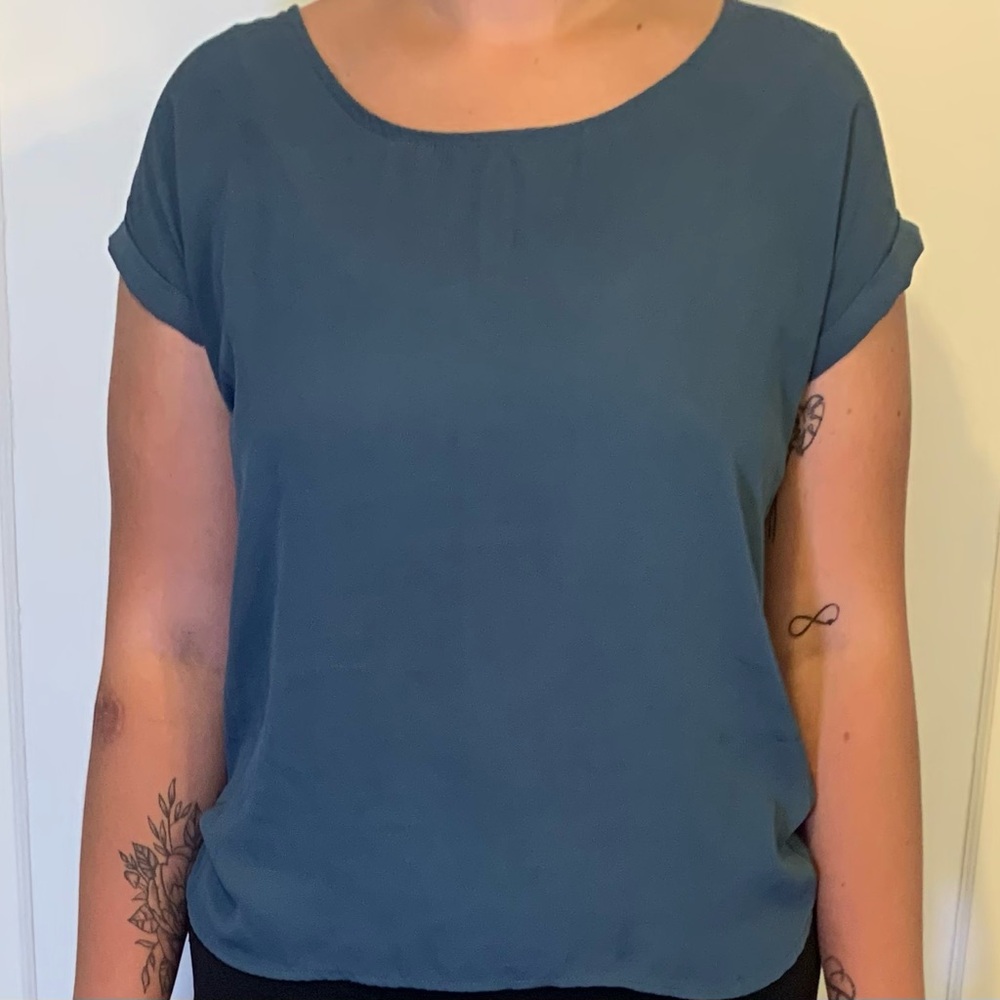 Blue business casual t-shirt